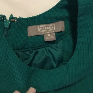 Sz 8 emerald green fitted knee length dress